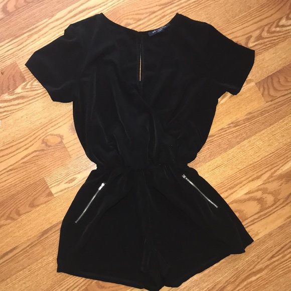(SOLD) Black Romper - Picture 2 of 2